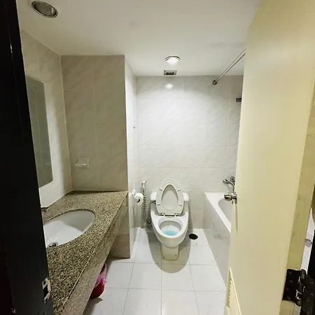 Affordable Serviced Apartment Nana - Omni Tower Sukhumvit Location Bangkok Exterior photo
