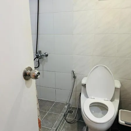 Affordable Serviced Apartment Nana - Omni Tower Sukhumvit Location Bangkok Exterior photo