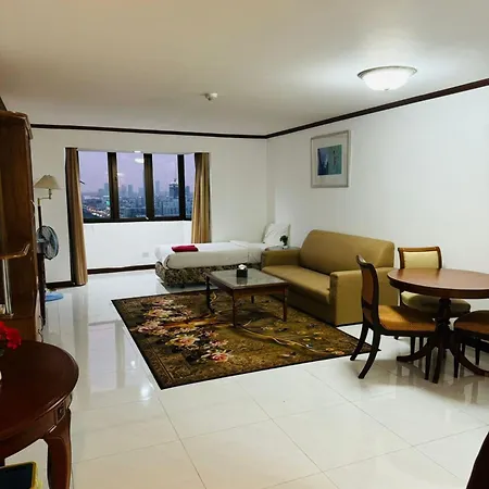 Affordable Serviced Apartment Nana - Omni Tower Sukhumvit Location Bangkok Exterior photo