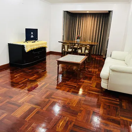Affordable Serviced Apartment Nana - Omni Tower Sukhumvit Location Bangkok Exterior photo