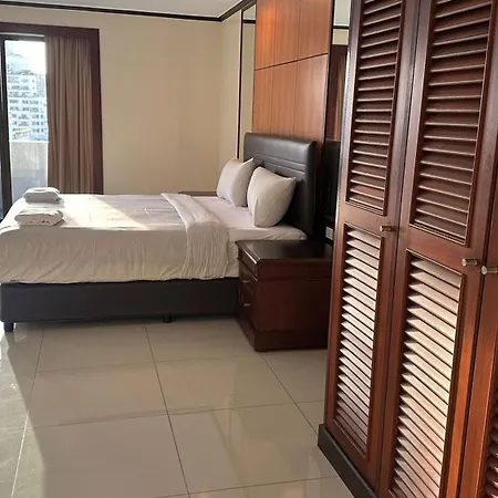 Affordable Serviced Apartment Nana - Omni Tower Sukhumvit Location Bangkok Exterior photo