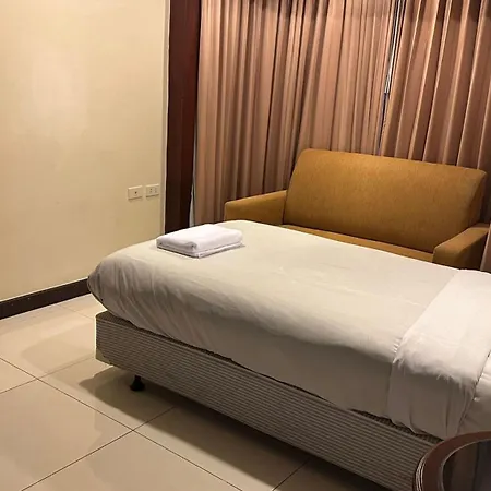Affordable Serviced Apartment Nana - Omni Tower Sukhumvit Location Bangkok Exterior photo
