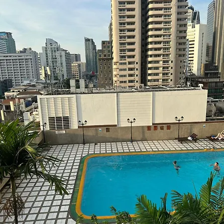 Affordable Serviced Apartment Nana - Omni Tower Sukhumvit Location Bangkok Exterior photo