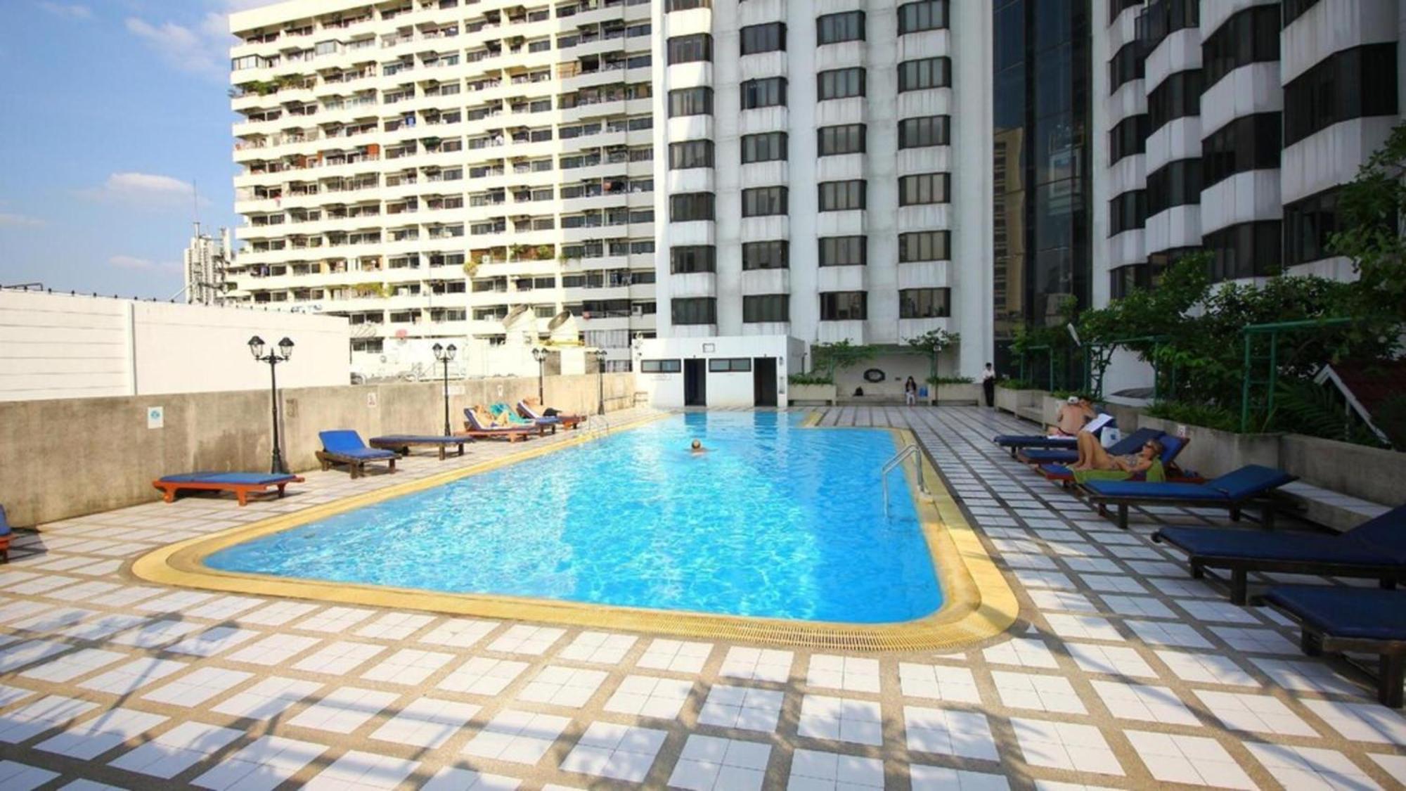 Affordable Serviced Nana - Omni Tower Sukhumvit Location Appartement *