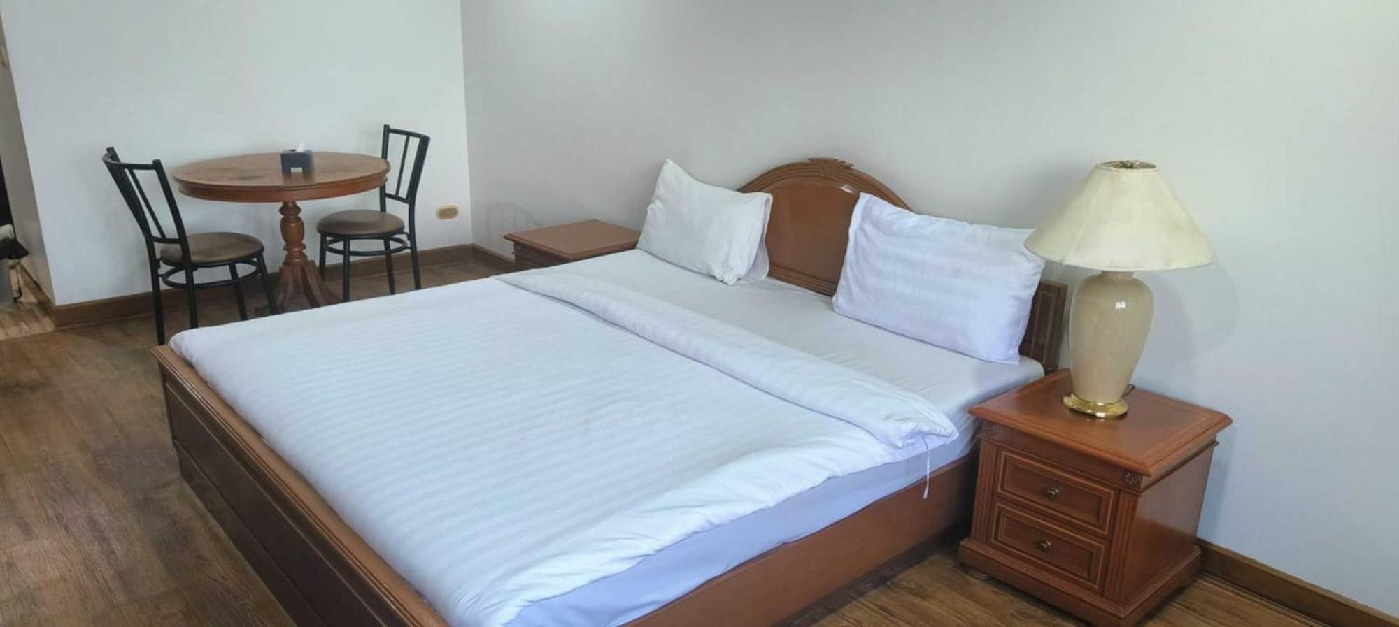 Affordable Serviced Nana - Omni Tower Sukhumvit Location Bangkok