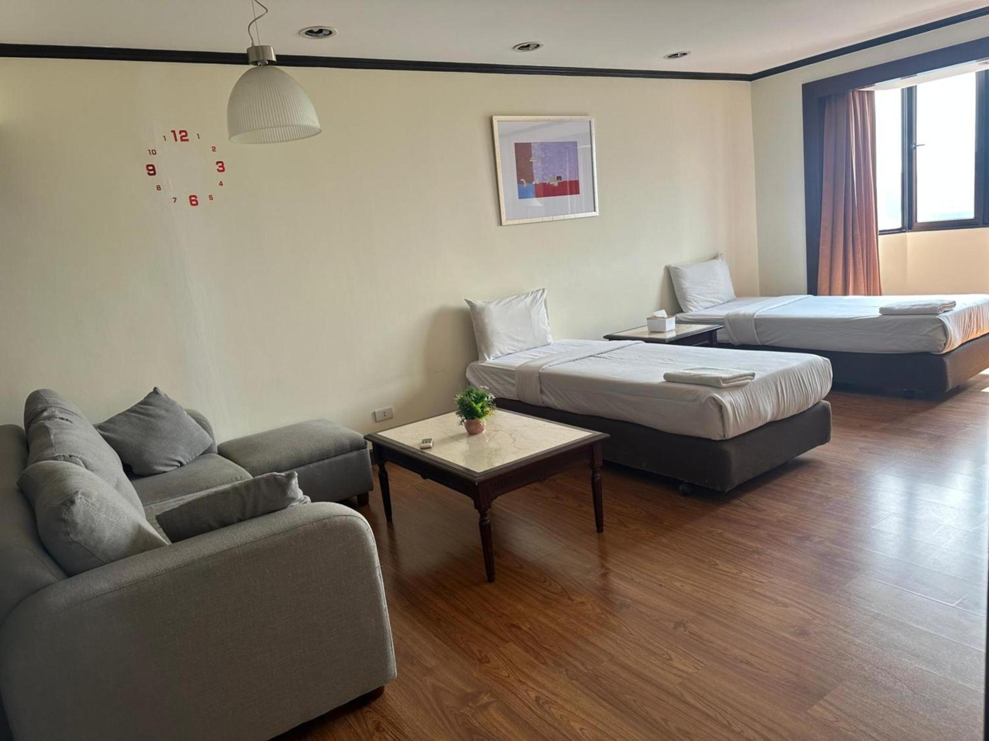 Affordable Serviced Nana - Omni Tower Sukhumvit Location *