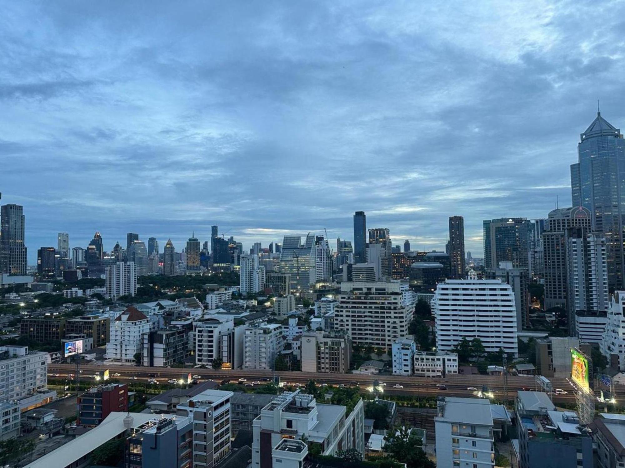 Appartement Affordable Serviced Nana - Omni Tower Sukhumvit Location *