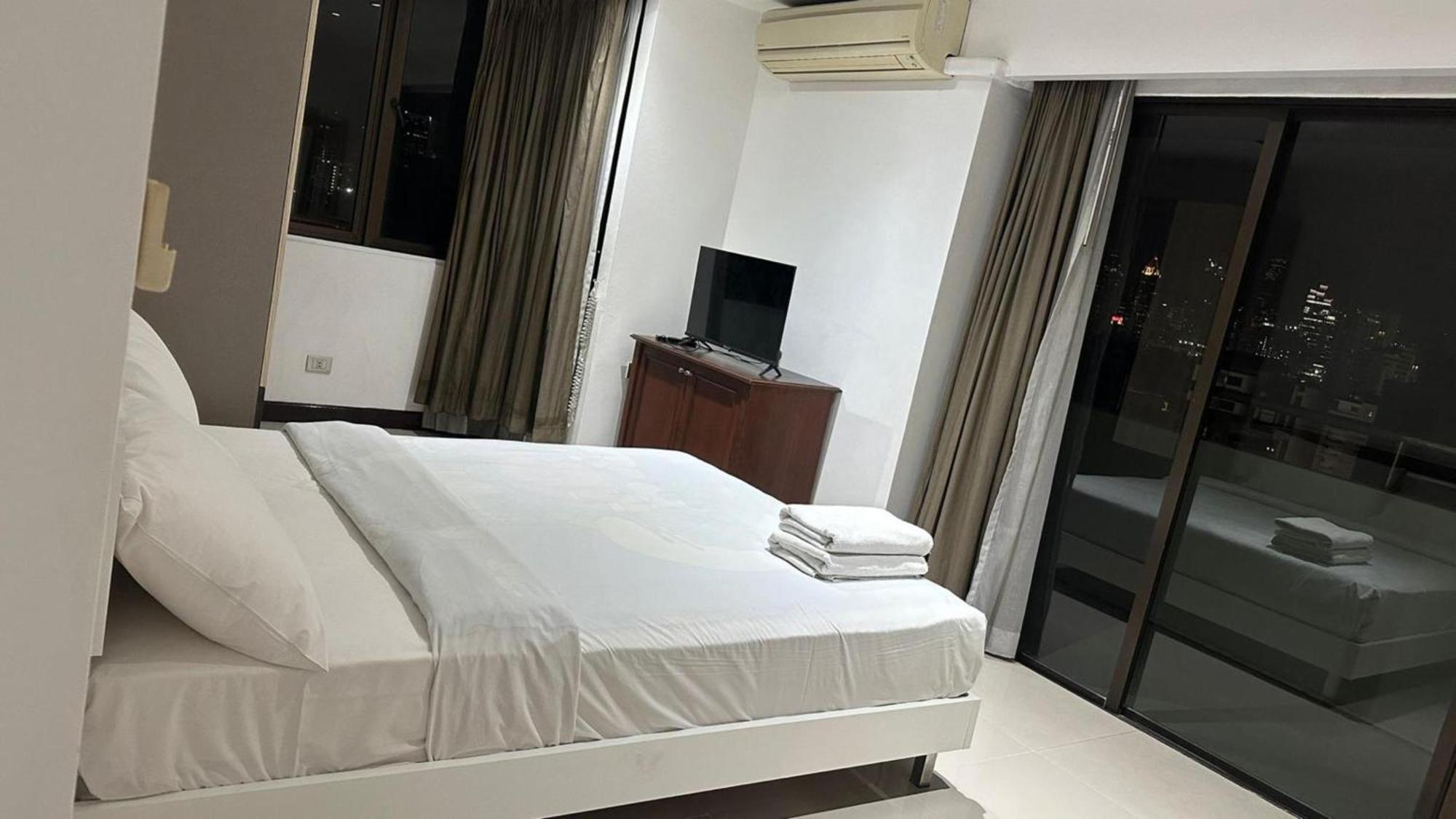 Affordable Serviced Nana - Omni Tower Sukhumvit Location Appartement Bangkok