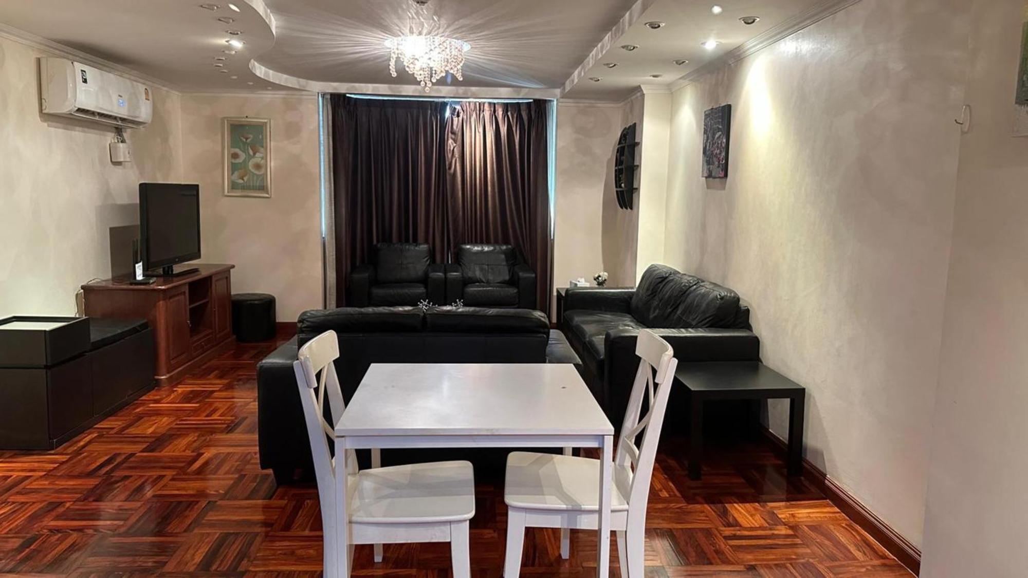 Affordable Serviced Nana - Omni Tower Sukhumvit Location Appartement Bangkok