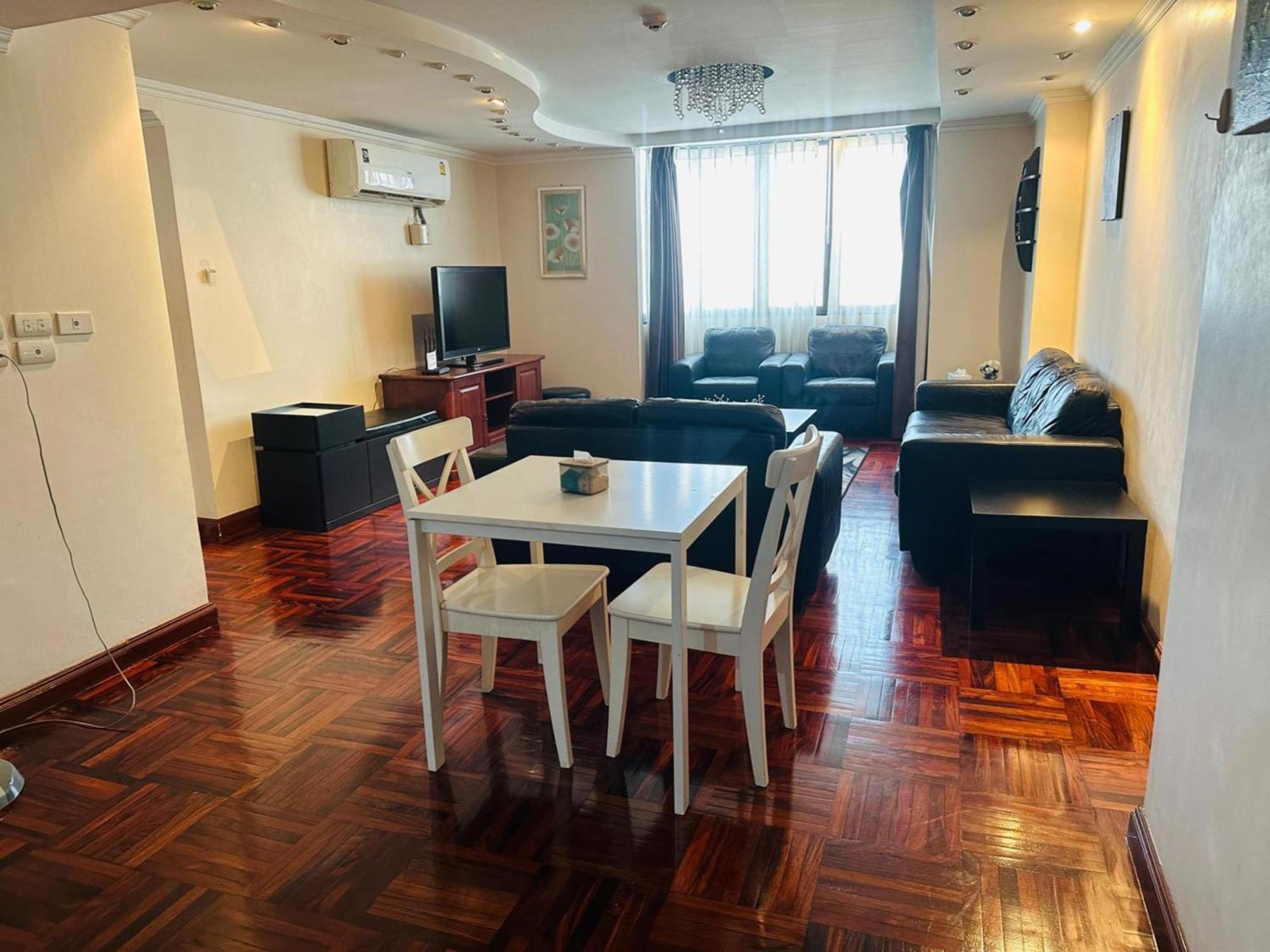 Affordable Serviced Nana - Omni Tower Sukhumvit Location Appartement Bangkok