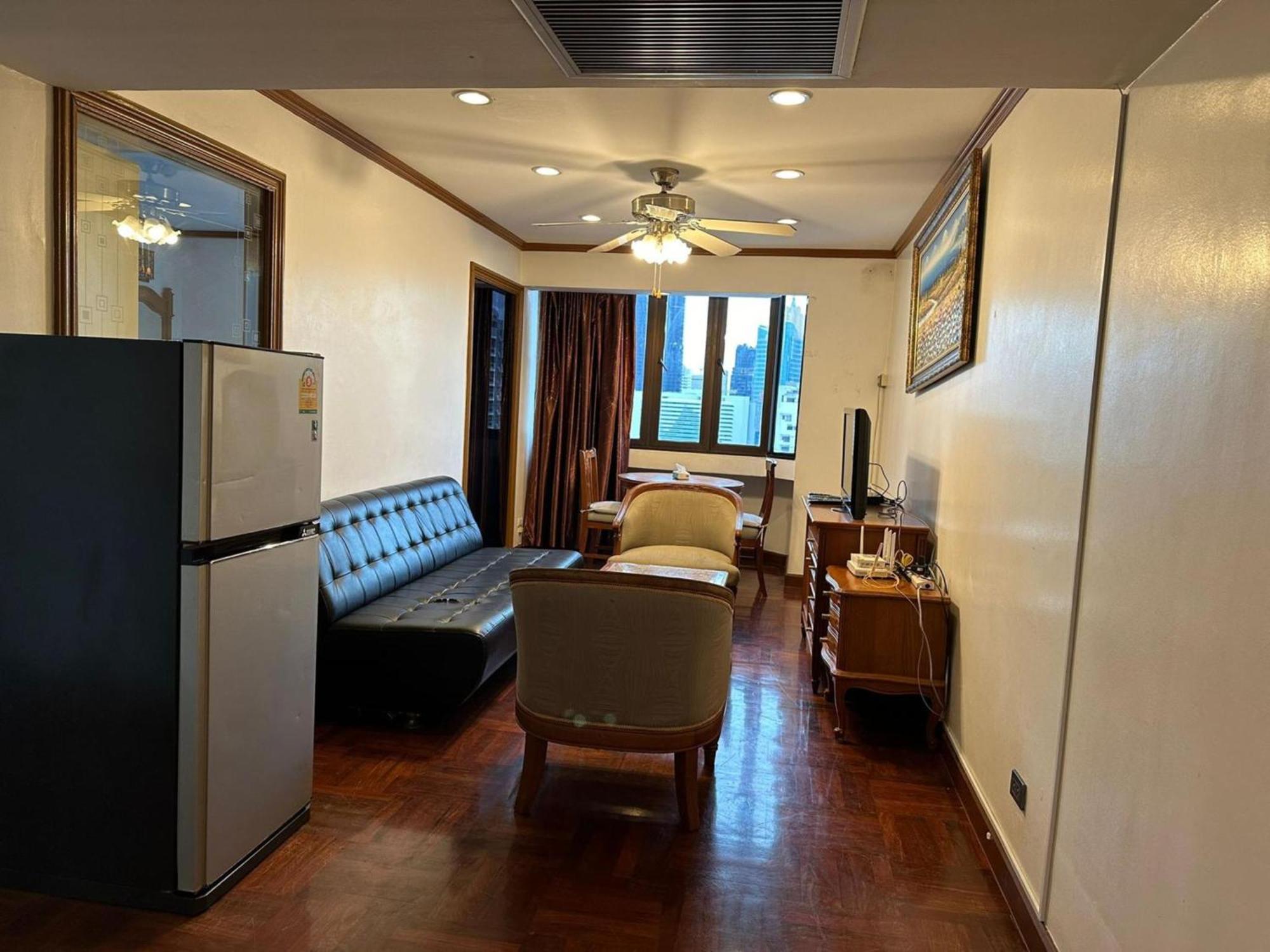 Affordable Serviced Nana - Omni Tower Sukhumvit Location