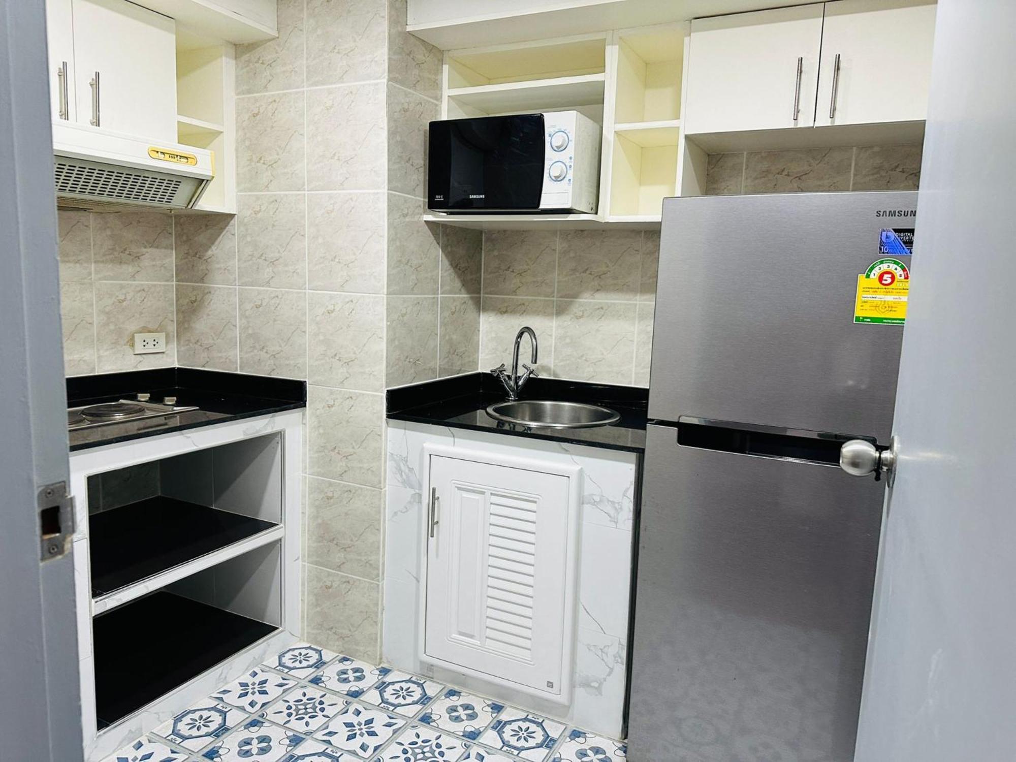Affordable Serviced Nana - Omni Tower Sukhumvit Location