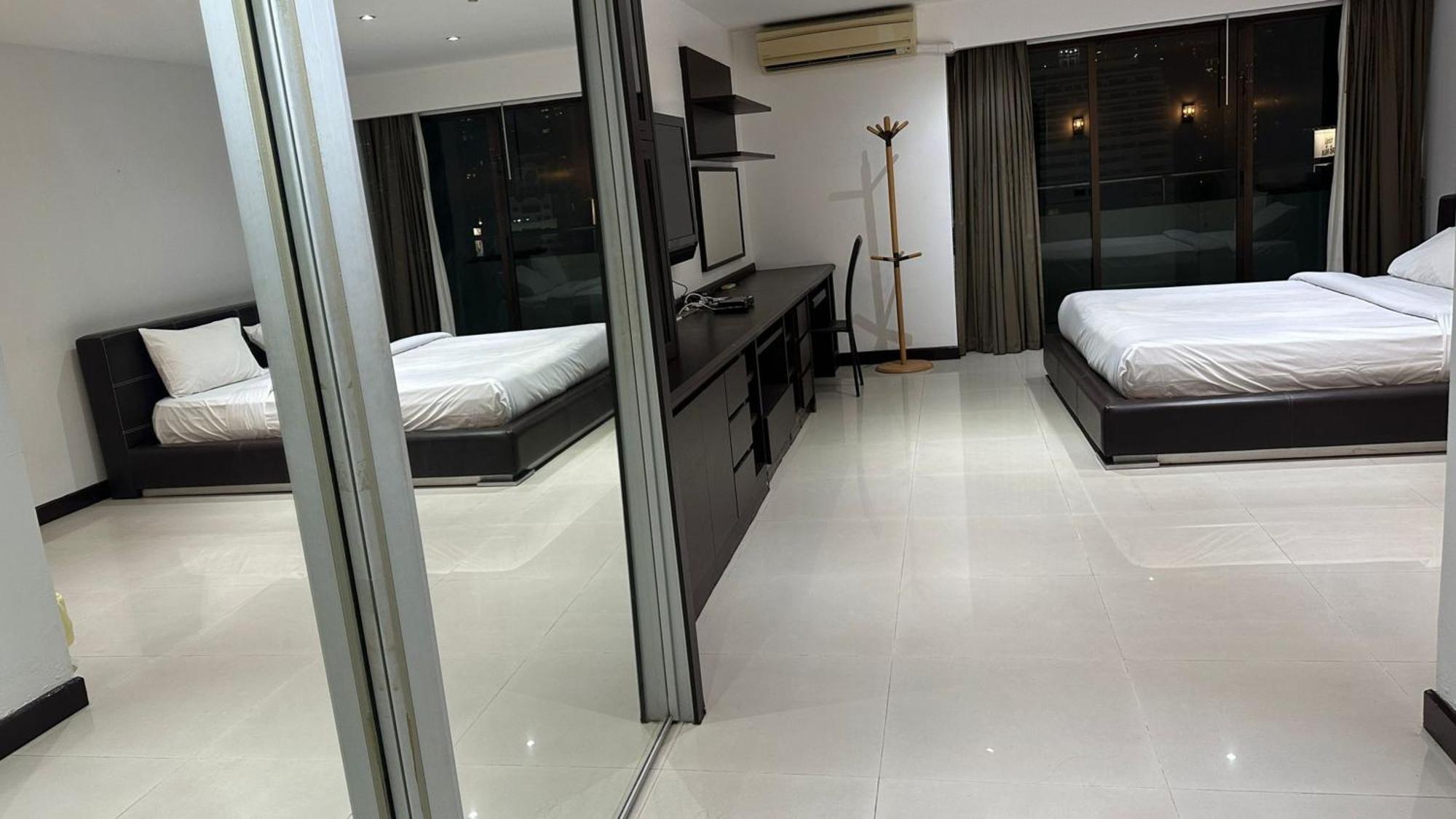 公寓 Affordable Serviced Nana - Omni Tower Sukhumvit Location *
